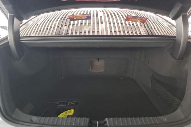 Used BYD Han 2020 DM Four-Wheel Drive Performance Edition Luxury Model Trunk