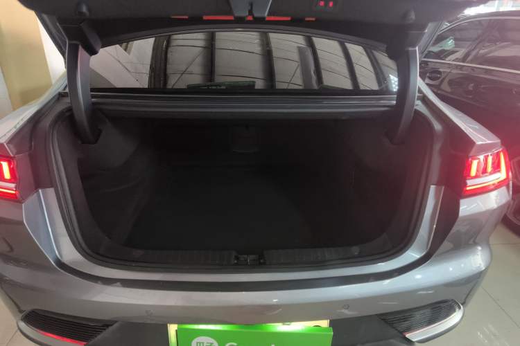 Used BYD Han 2020 EV Long-Range Luxury Model Trunk