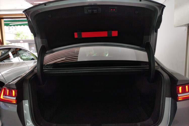 Used BYD Han 2020 EV Long-Range Luxury Model Trunk