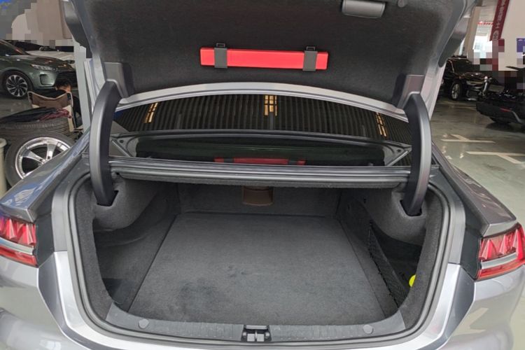 Used BYD Han 2020 DM Four-Wheel Drive Performance Edition Prestige Model Trunk