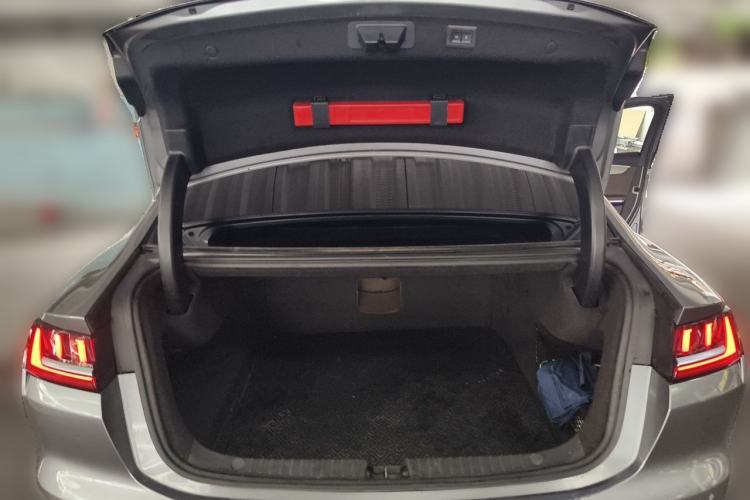 Used BYD Han 2020 EV Long-Range Luxury Model Trunk