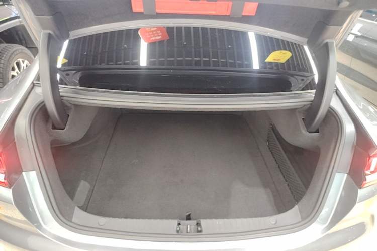 Used BYD Han 2020 DM Four-Wheel Drive Performance Edition Luxury Model Trunk