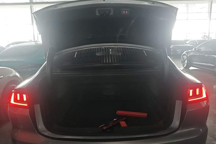 Used BYD Han 2020 EV Long-Range Luxury Model Trunk