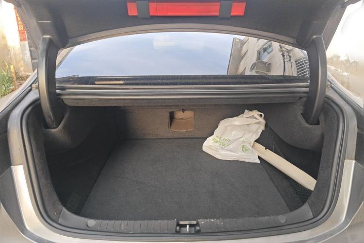 Used BYD Han 2020 DM Four-Wheel Drive Performance Edition Luxury Model Trunk
