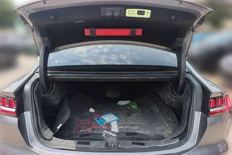 Used BYD Han 2020 DM Four-Wheel Drive Performance Edition Prestige Model Trunk