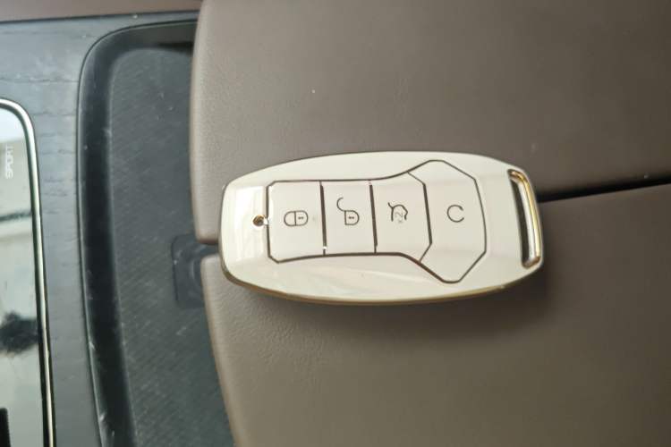 Used BYD Han 2020 EV Four-Wheel Drive High-Performance Flagship Model Vehicle Key