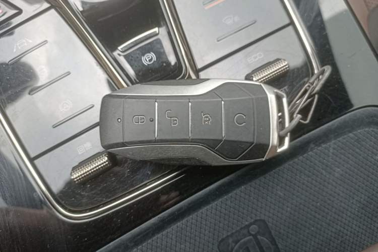 Used BYD Han 2020 EV Long-Range Luxury Model Vehicle Key