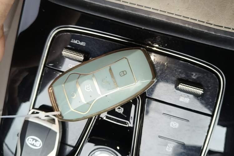 Used BYD Han 2020 EV Long-Range Luxury Model Vehicle Key