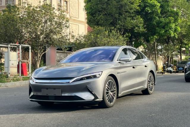 Ojetý BYD Han 2020 EV Long-Range Luxury Model
