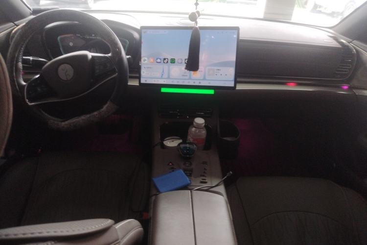 Used BYD Han 2020 EV Long-Range Luxury Model Center Console