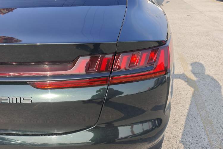 Used BYD Han 2020 DM Four-Wheel Drive Performance Edition Luxury Model Exterior 3