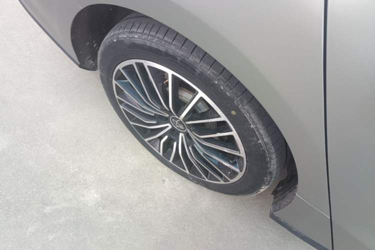 Used BYD Han 2020 DM Four-Wheel Drive Performance Edition Luxury Model Exterior 5