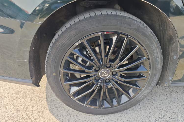 Used BYD Han 2020 DM Four-Wheel Drive Performance Edition Luxury Model Exterior 5