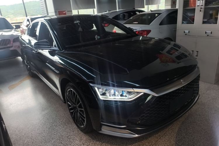 Used BYD Han 2020 DM Four-Wheel Drive Performance Edition Prestige Model Front Right 45 Deg