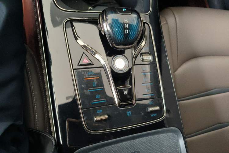 Used BYD Han 2020 EV Long-Range Luxury Model Gear Lever