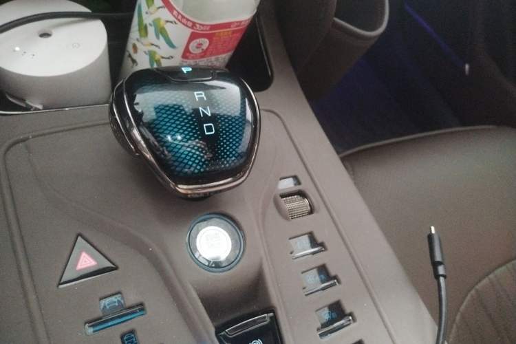 Used BYD Han 2020 EV Long-Range Luxury Model Gear Lever