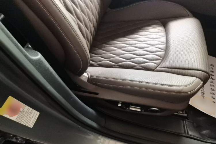 Used BYD Han 2020 DM Four-Wheel Drive Performance Edition Prestige Model Right Front Seat
