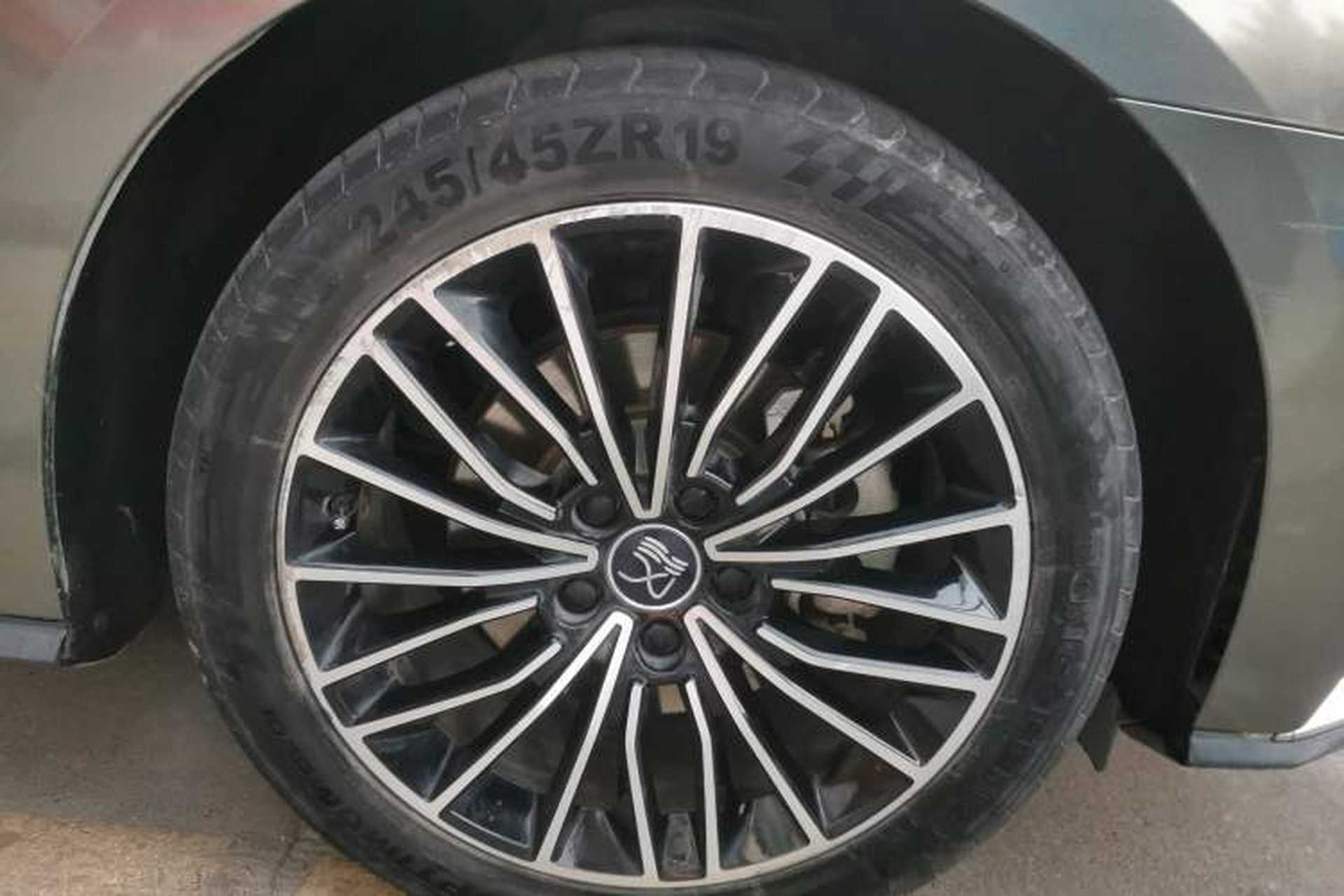 Used BYD Han 2020 DM Four-Wheel Drive Performance Edition Luxury Model Right Front Wheel Hub