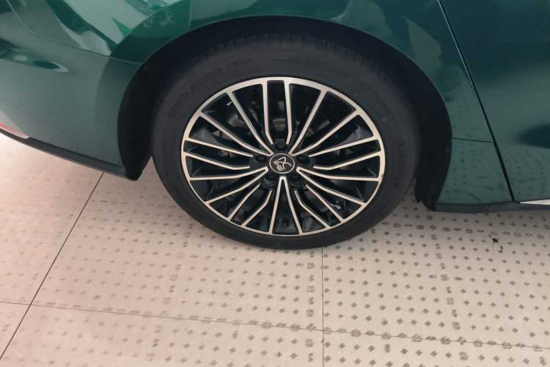 Used BYD Han 2020 EV Long-Range Luxury Model Right Rear Wheel Hub