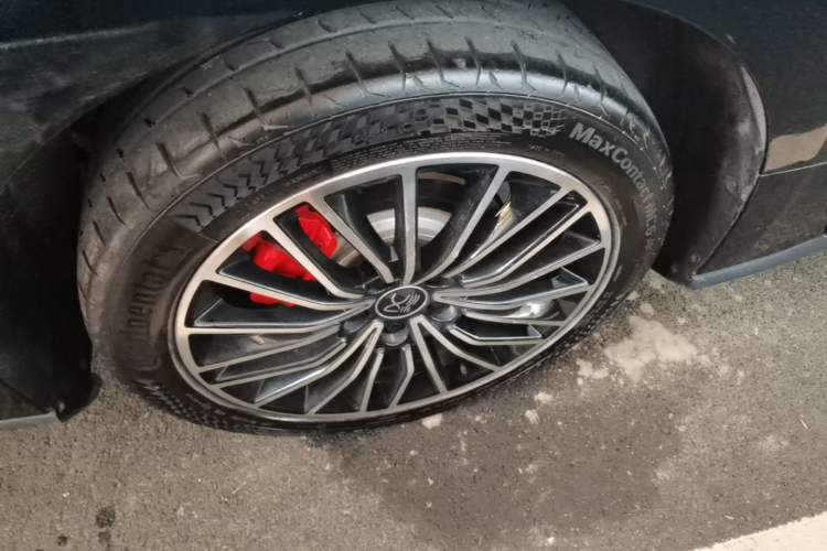 Used BYD Han 2020 DM Four-Wheel Drive Performance Edition Prestige Model Right Rear Wheel Hub