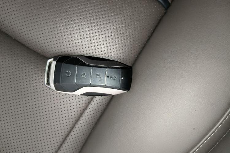 Used BYD Han 2020 EV Long-Range Luxury Model Vehicle Key