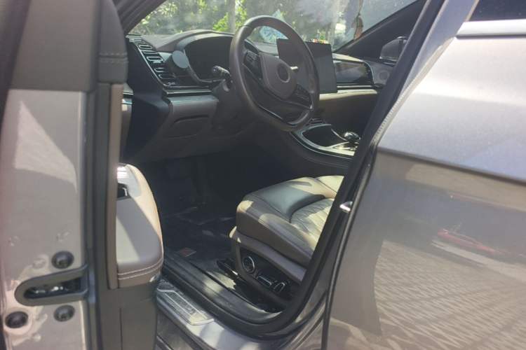 Used BYD Han 2020 DM Four-Wheel Drive Performance Edition Prestige Model Driver Seat