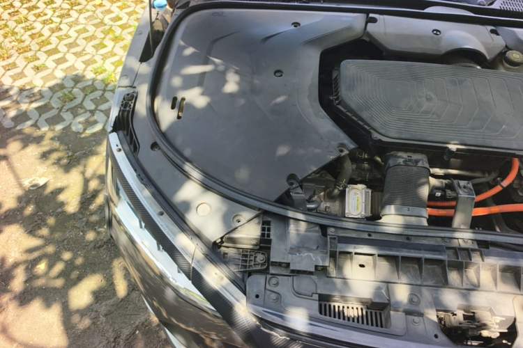Used BYD Han 2020 DM Four-Wheel Drive Performance Edition Prestige Model Engine Bay Right