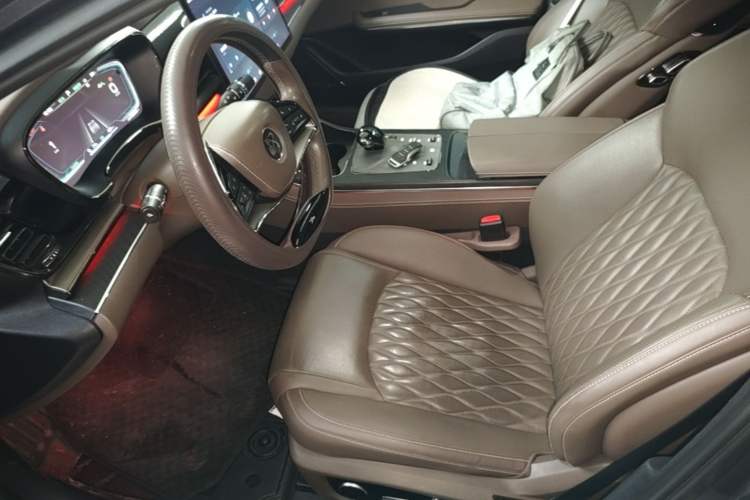 Used BYD Han 2020 EV Long-Range Deluxe Model Left Front Seat