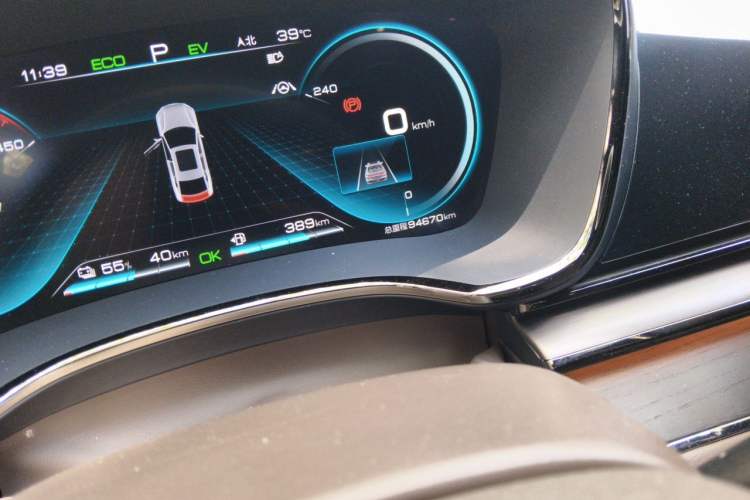 Used BYD Han 2020 DM Four-Wheel Drive Performance Edition Prestige Model Odometer Close Up