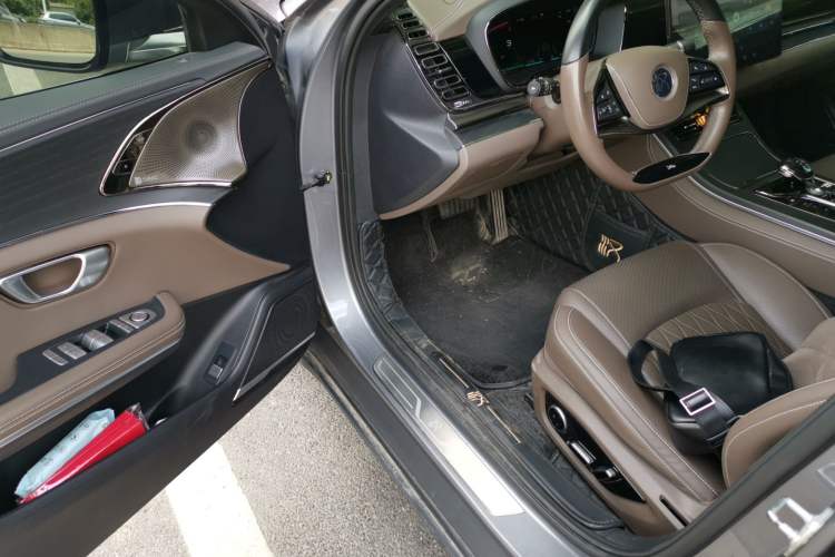 Used BYD Han 2020 DM Four-Wheel Drive Performance Edition Prestige Model Driver Seat