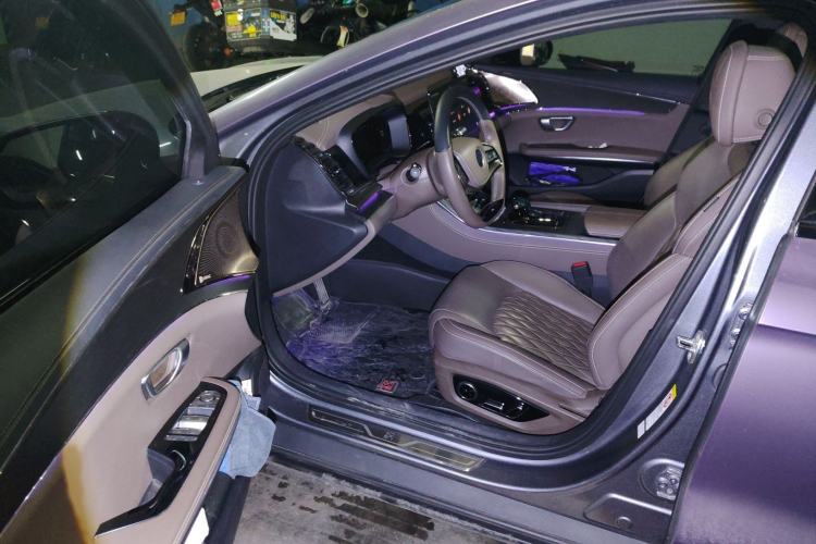 Used BYD Han 2020 EV Long-Range Deluxe Model Interior 3