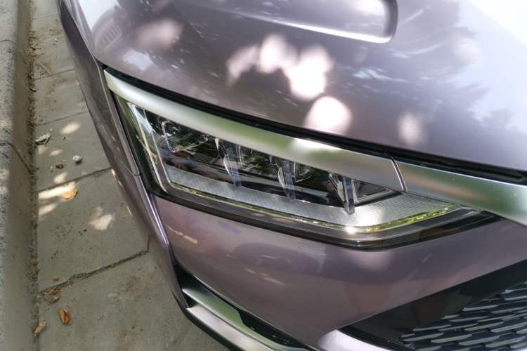 Used BYD Han 2020 DM Four-Wheel Drive Performance Edition Prestige Model Right Front Headlight
