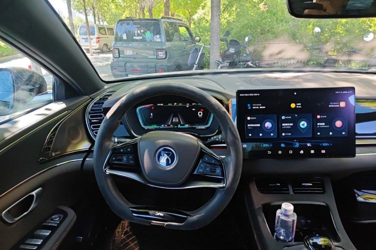 Used BYD Han 2020 DM Four-Wheel Drive Performance Edition Prestige Model Steering Wheel