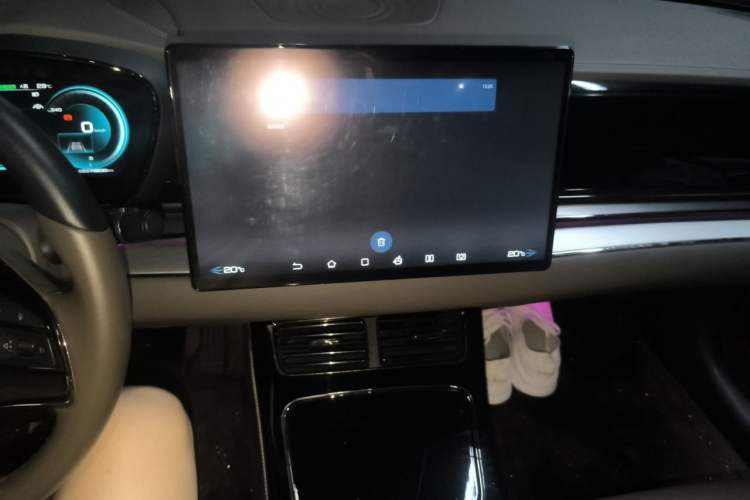 Used BYD Han 2020 EV Long-Range Luxury Model Audio And AC Panel