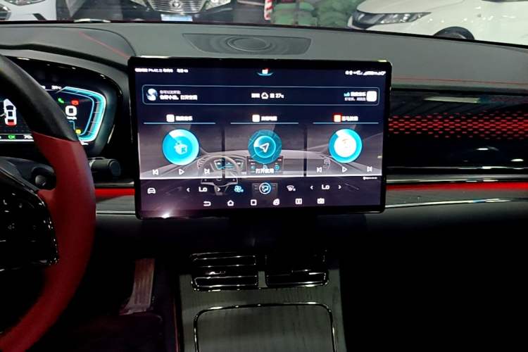 Used BYD Han 2020 EV Four-Wheel Drive High-Performance Flagship Model Audio And AC Panel