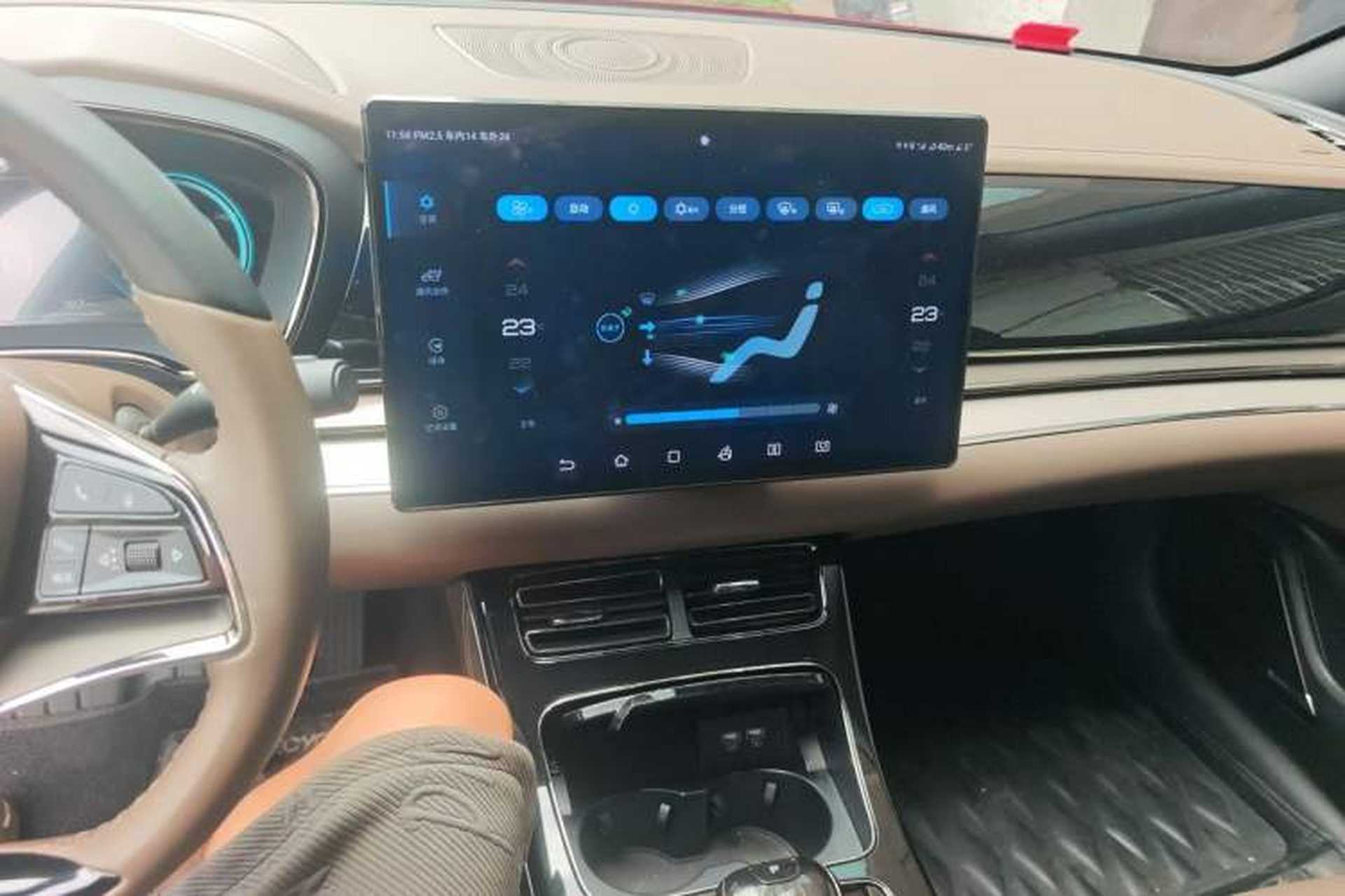 Used BYD Han 2020 EV Long-Range Luxury Model Audio And AC Panel