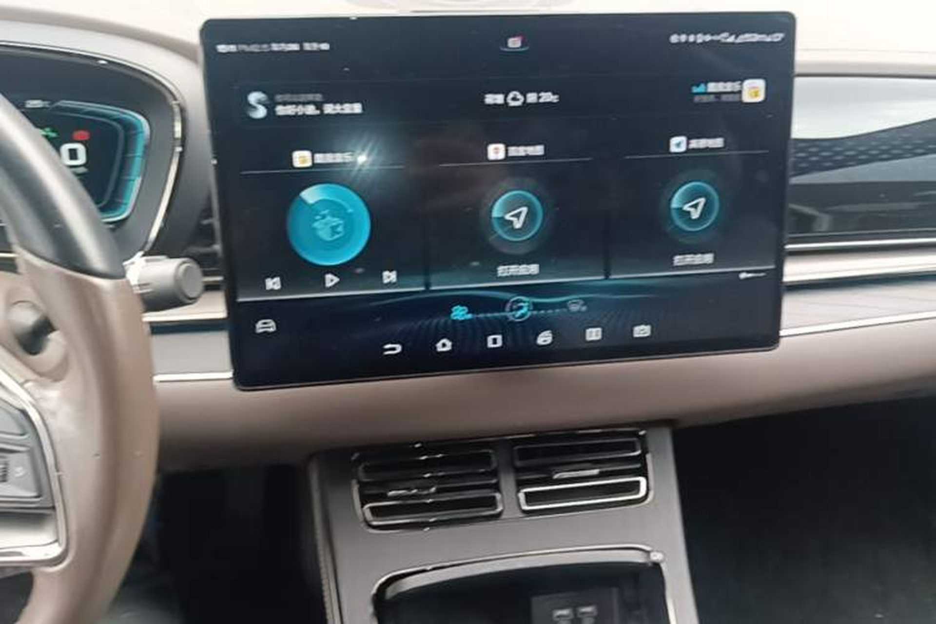 Used BYD Han 2020 EV Long-Range Deluxe Model Audio And AC Panel