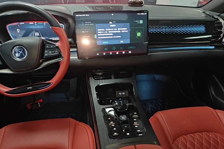 Used BYD Han 2020 EV Four-Wheel Drive High-Performance Flagship Model Audio And AC Panel