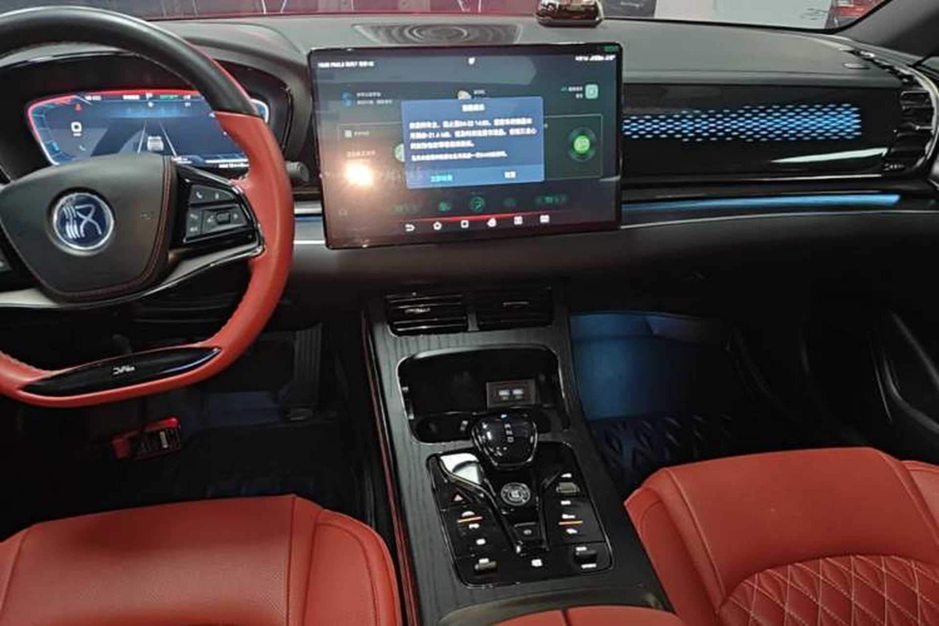 Used BYD Han 2020 EV Four-Wheel Drive High-Performance Flagship Model Audio And AC Panel