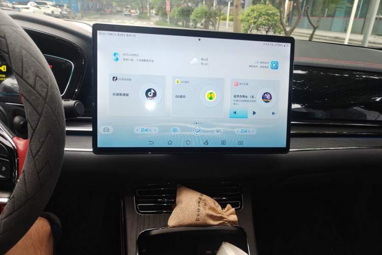Used BYD Han 2020 EV Four-Wheel Drive High-Performance Flagship Model Audio And AC Panel