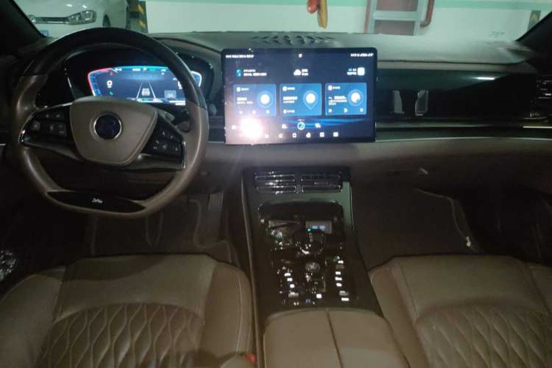 Used BYD Han 2020 EV Four-Wheel Drive High-Performance Flagship Model Center Console