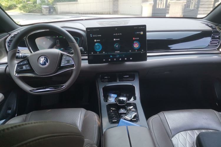 Used BYD Han 2020 EV Four-Wheel Drive High-Performance Flagship Model Center Console