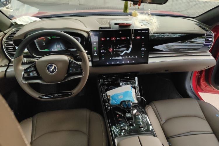 Used BYD Han 2020 EV Long-Range Luxury Model Center Console