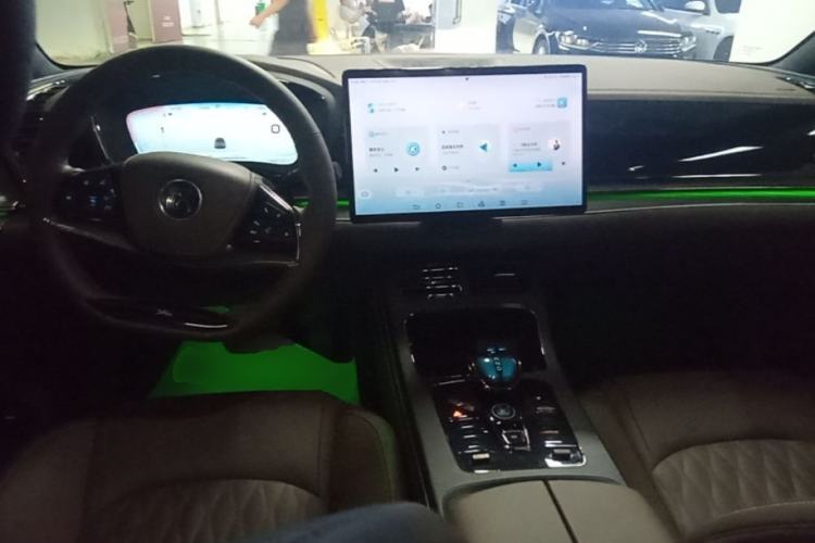 Used BYD Han 2020 EV Four-Wheel Drive High-Performance Flagship Model Center Console