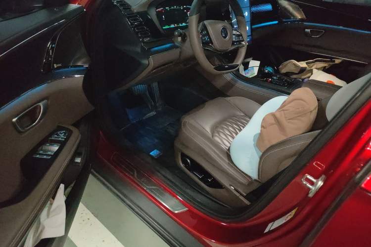 Used BYD Han 2020 DM Four-Wheel Drive Performance Edition Prestige Model Driver Seat