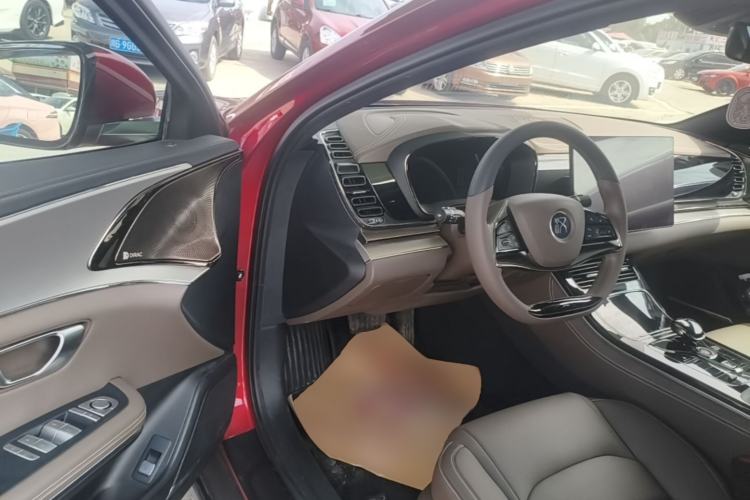 Used BYD Han 2020 EV Long-Range Luxury Model Driver Seat