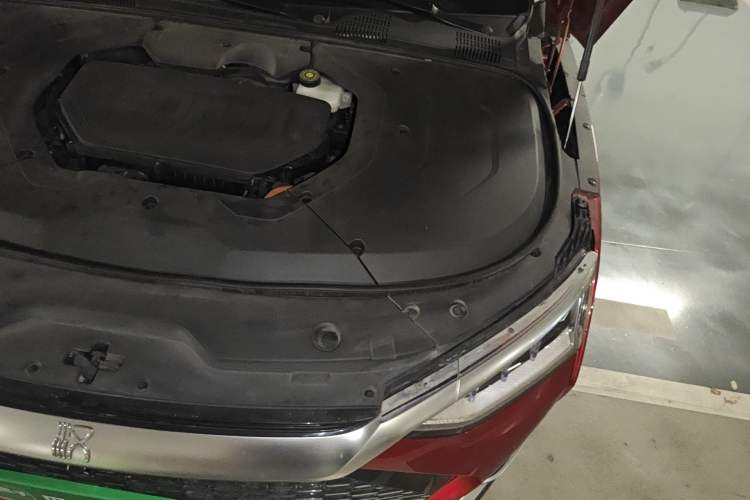 Used BYD Han 2020 DM Four-Wheel Drive Performance Edition Luxury Model Engine Bay Left