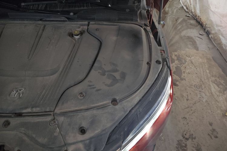 Used BYD Han 2020 EV Four-Wheel Drive High-Performance Flagship Model Engine Bay Left