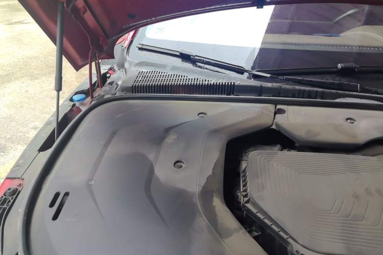 Used BYD Han 2020 DM Four-Wheel Drive Performance Edition Prestige Model Engine Bay Right