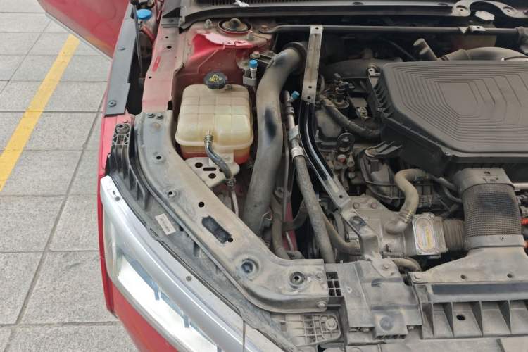Used BYD Han 2020 DM Four-Wheel Drive Performance Edition Luxury Model Engine Bay Right